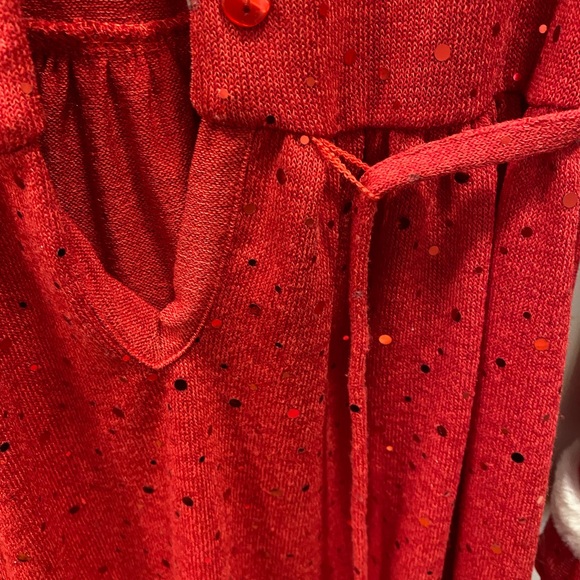 Girl’s 14 Christmas Santa’s fleece style red long sleeve dress w/ sequins - Picture 4 of 6